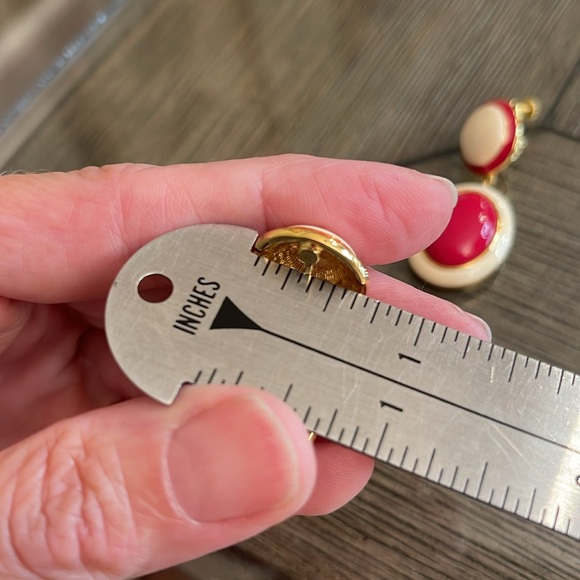 Vintage Joan Rivers Red and Ivory Drop Enamel Clip Earrings - Picture 13 of 16